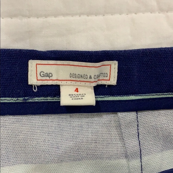 Gap mini skirt - Picture 2 of 3